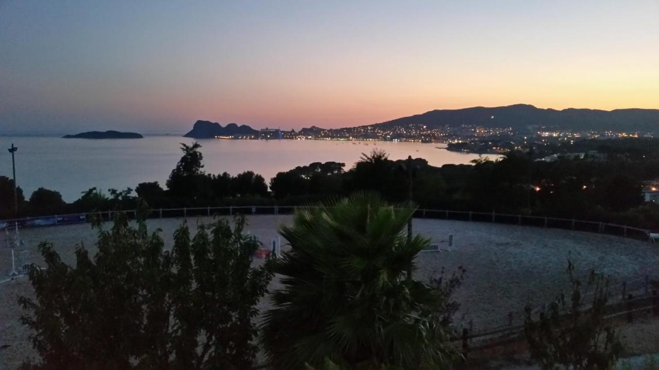 Le Laodis Apartment La Ciotat Luaran gambar